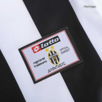 Juventus Retro Jersey Home 2001/02
