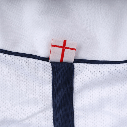 England Gerrard #4 Retro Jersey Home Replica World Cup 2002